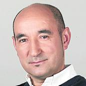 El exalcalde de Teverga dice que nunca quiso favorecer a su hija