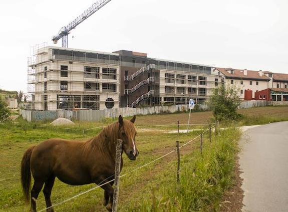 El PSOE valora denunciar «al gobierno llanisco por no tratar de minimizar los efectos del Kaype»