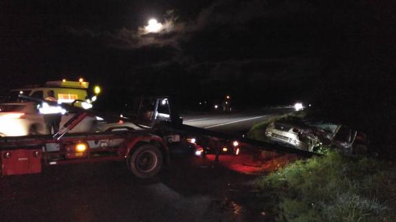 Tres heridos en un aparatoso accidente en El Remedio, en Nava