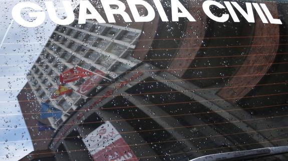 Los trabajadores de UGT rechazan el «blindaje y registro» de la Guardia Civil