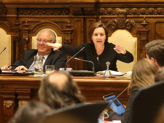 «Fomento dijo que si no fuera por el metrotrén, liquidaba Gijón al Norte»