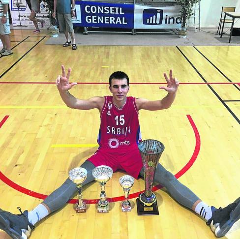 El alumno gijonés de Michael Jordan