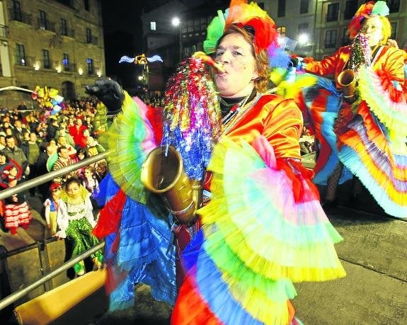 Festival de murgas, música y concursos protagonizan el programa de hoy
