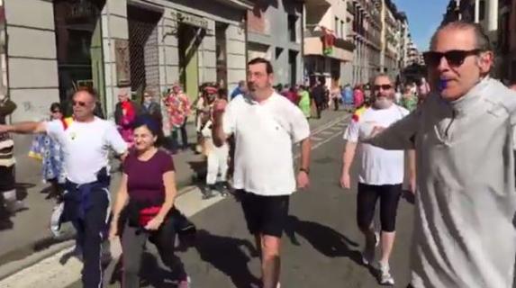 El genial disfraz de Mariano Rajoy que ha triunfado en el carnaval de Tolosa