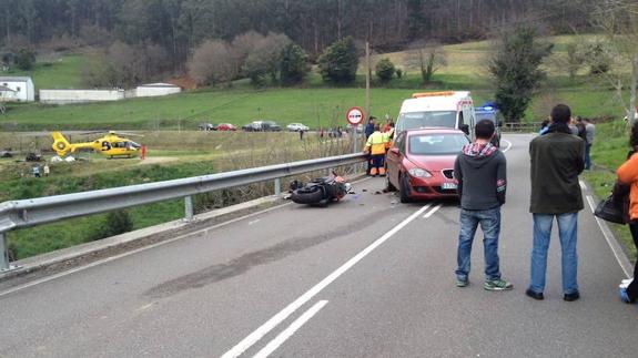 Fallece un motorista en un accidente de tráfico en Villayón