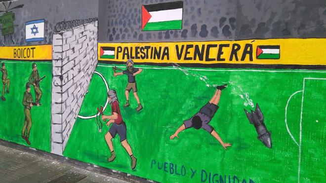 Pintadas contra Israel en la Casa Sindical de Gijón