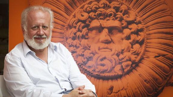 Juan Echanove: «Tengo un cabreo de mil pares de cojones»