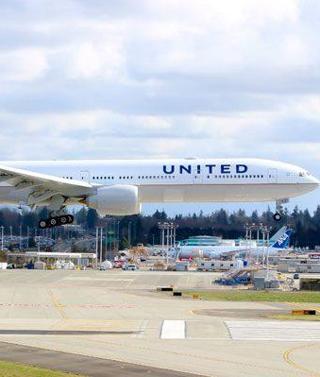 Prohibido subir al avión con leggins | El Comercio