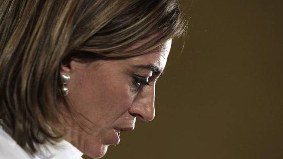 Los tres candidatos a dirigir el PSOE suspenden su campaña por la muerte de Carme Chacón