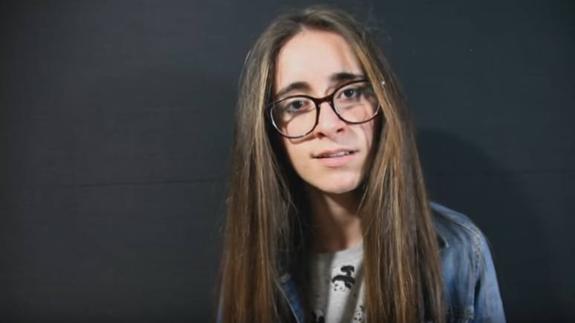 «Si no querías que te mirase, ¿para qué llevas ese escote?»