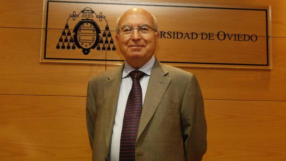 Fallece Manuel Crespo, catedrático de Pediatría y exdecano de la Facultad de Medicina