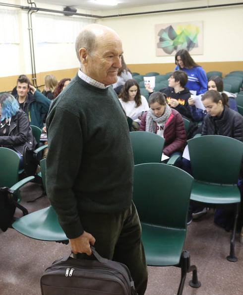 «Es muy distinto ver la historia a toro pasado que vivirla»