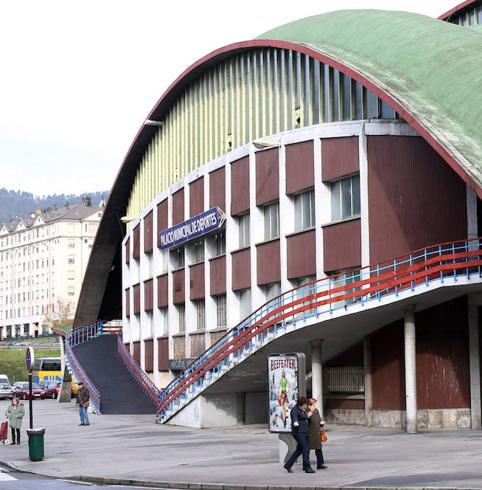 El Ayuntamiento admite que el Palacio de los Deportes es «la única opción» si el OCB sube