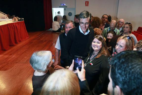 Los 'susanistas' ven en la «injerencia» de Bescansa un vínculo entre Sánchez y Podemos