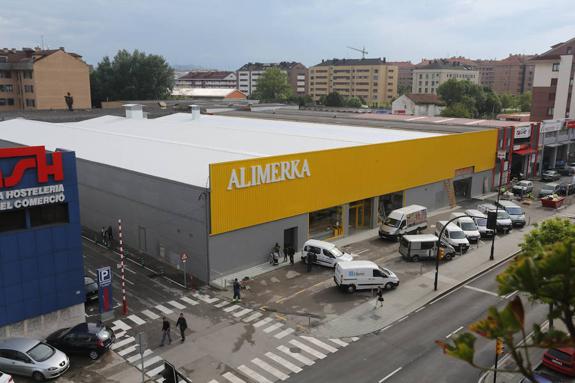 Alimerka abrirá mañana su nave de 2.000 metros cuadrados en El Cerillero