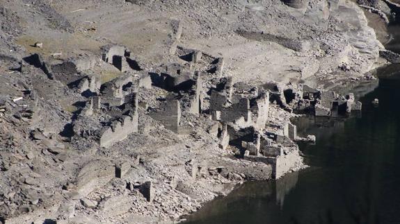 Rescatan en Salime a un peregrino húngaro de 82 años desaparecido hace cuatro días