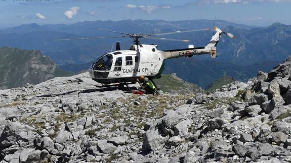 La pareja suiza desaparecida en los Picos de Europa se cayó desde 130 metros de altura